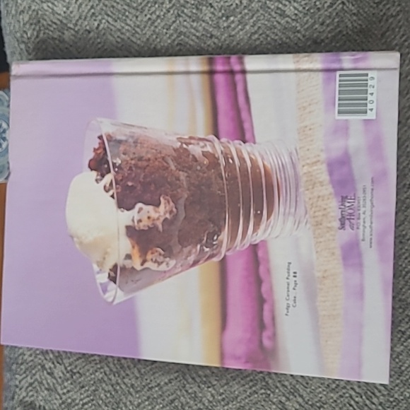 Southern Living Slow Cooker cookbook 123 recipes! hardback book Southern at Home - Picture 3 of 8